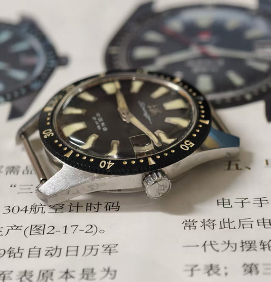 1971 Shanghai SS4 Officer Watch | China's First Dive Watch