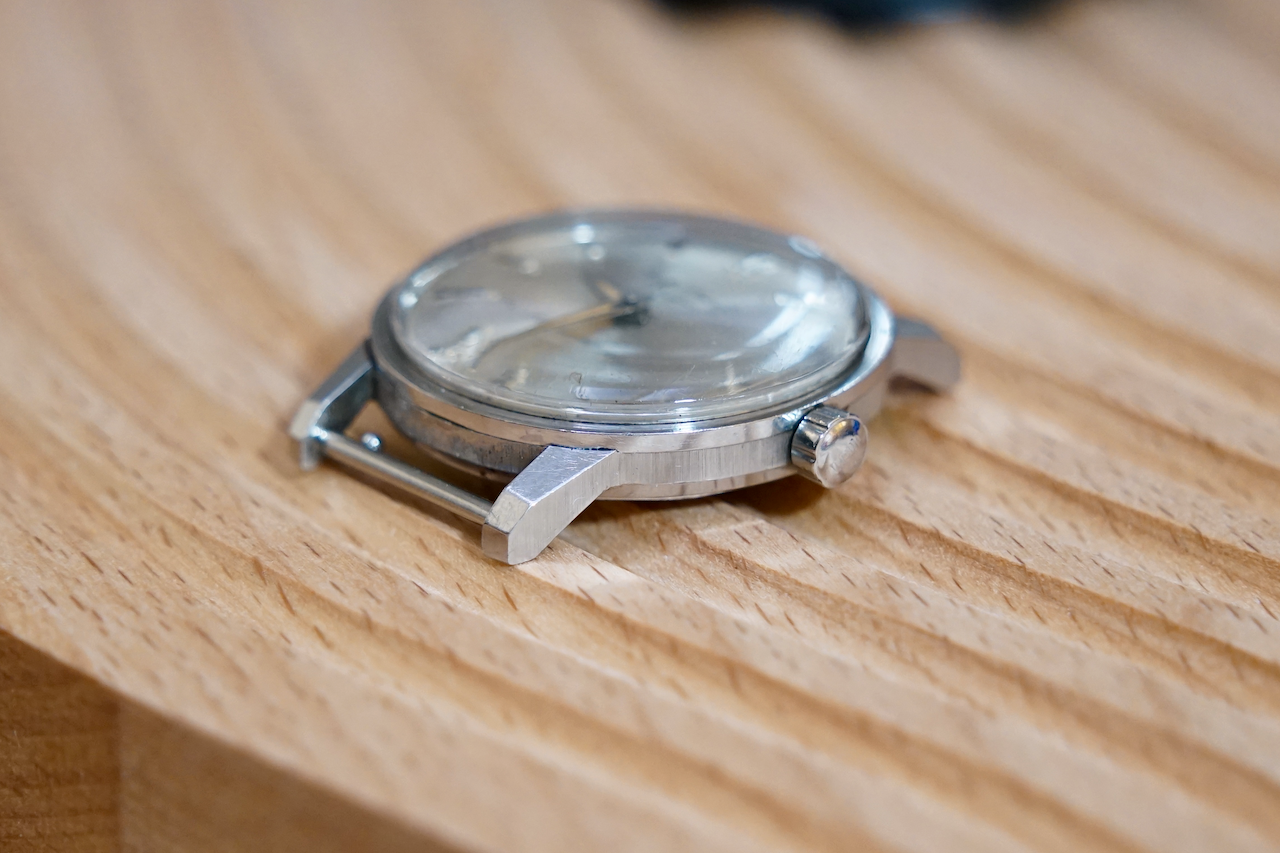 1960s Royal Orient Swimmer | N-Type anti-shock 19 jewel movement