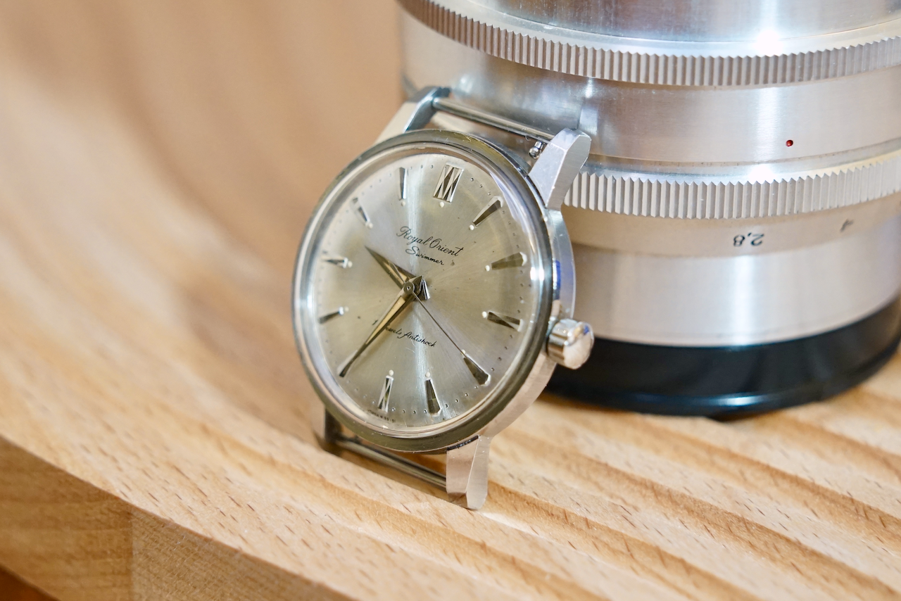1960s Royal Orient Swimmer | N-Type anti-shock 19 jewel movement