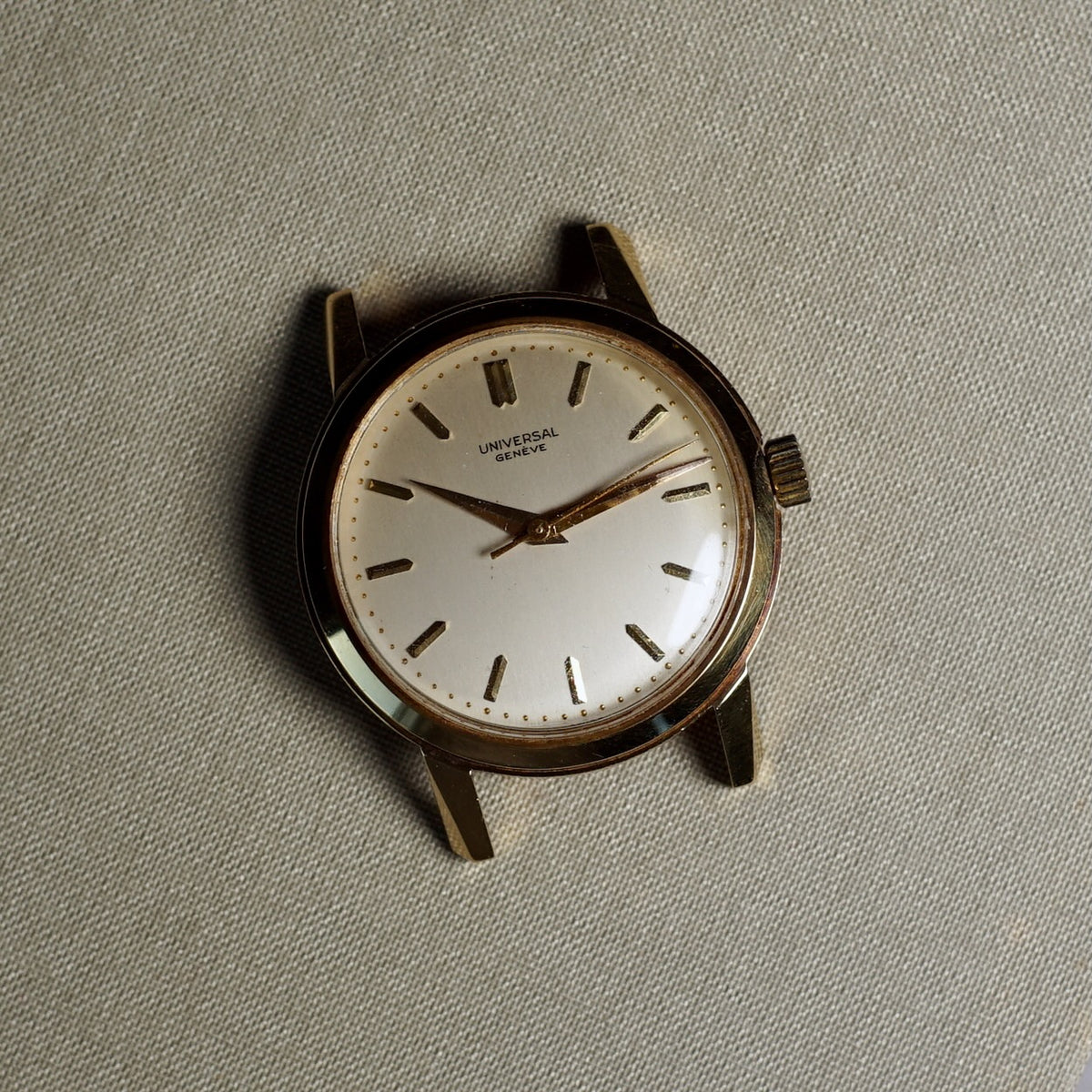 Universal Geneve Calatrava 14k Gold Ref. 50617