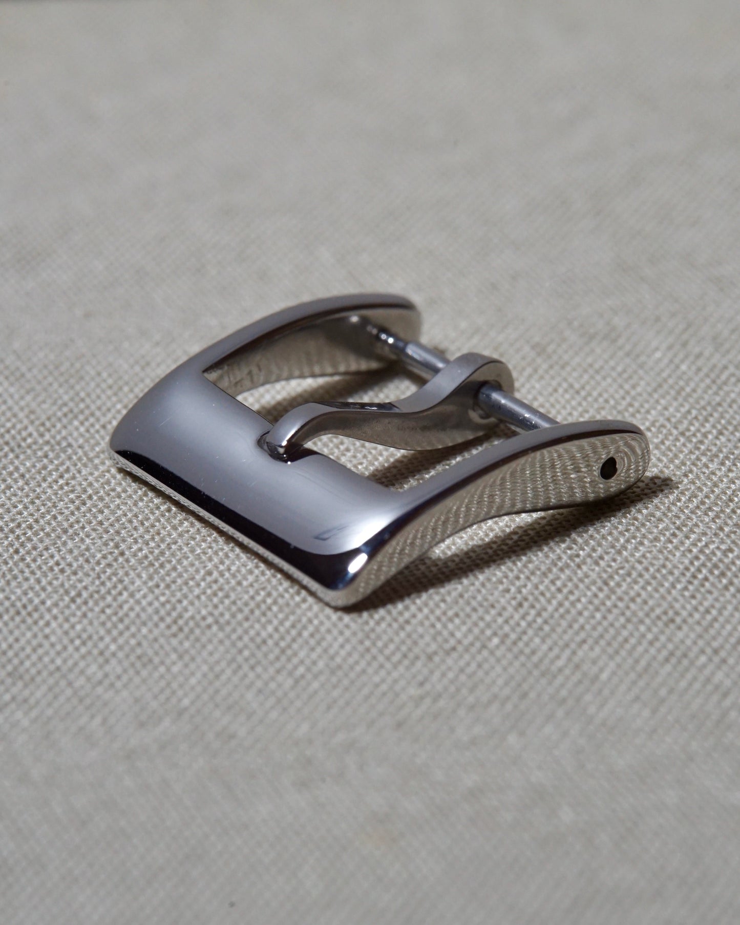 Q&C Essential Pin Buckle, Polished Finish