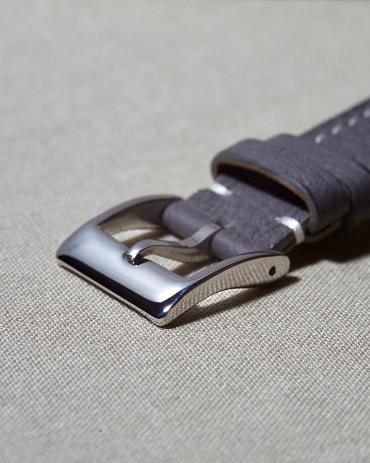 Q&C Essential Pin Buckle, Polished Finish