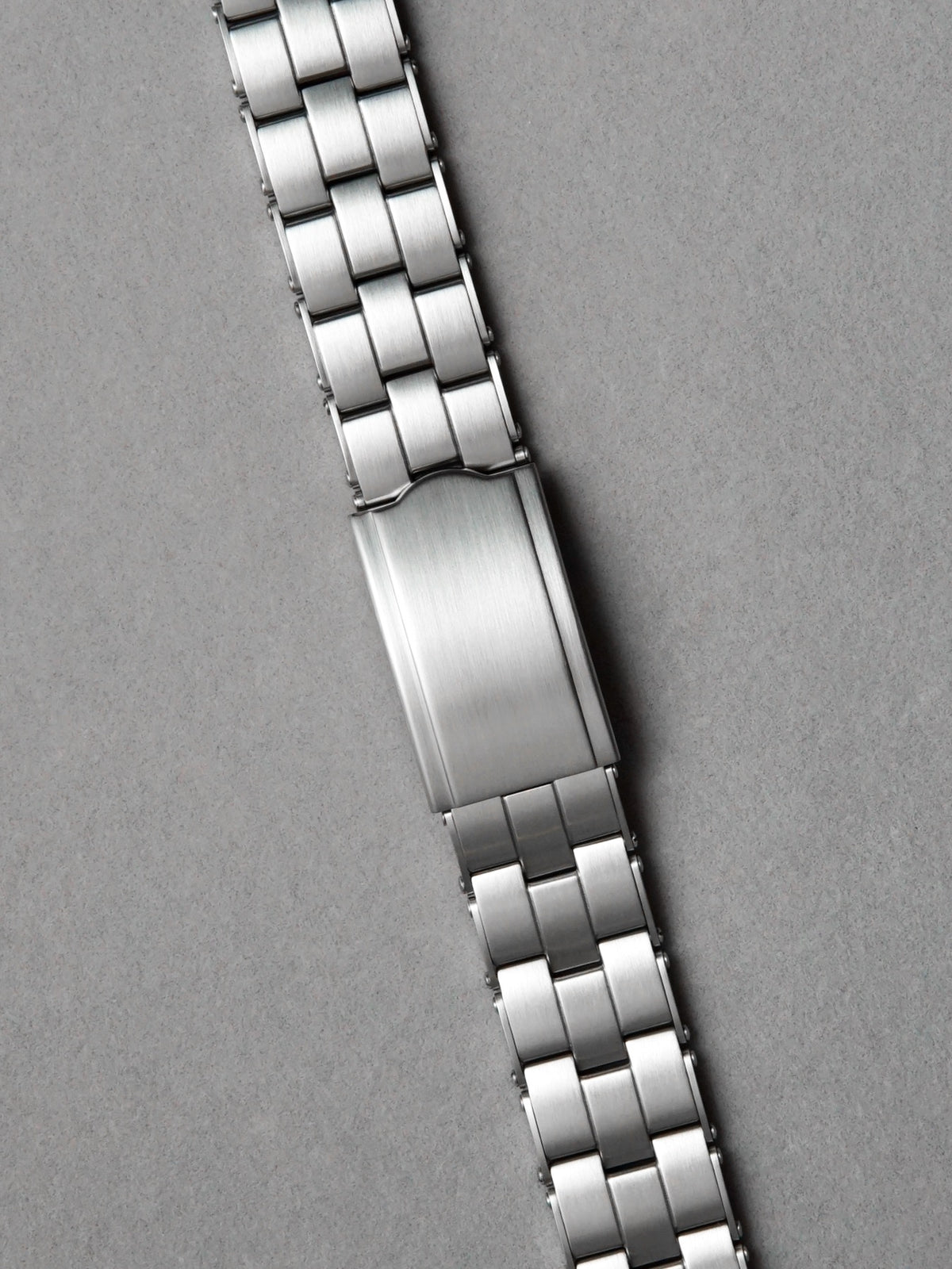 Rivet Bracelet / Solid Links