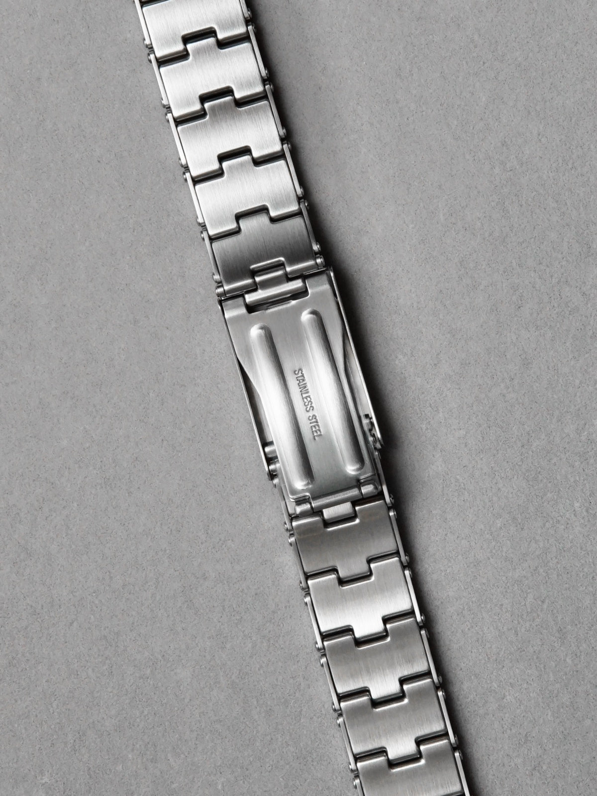 Rivet Bracelet / Solid Links
