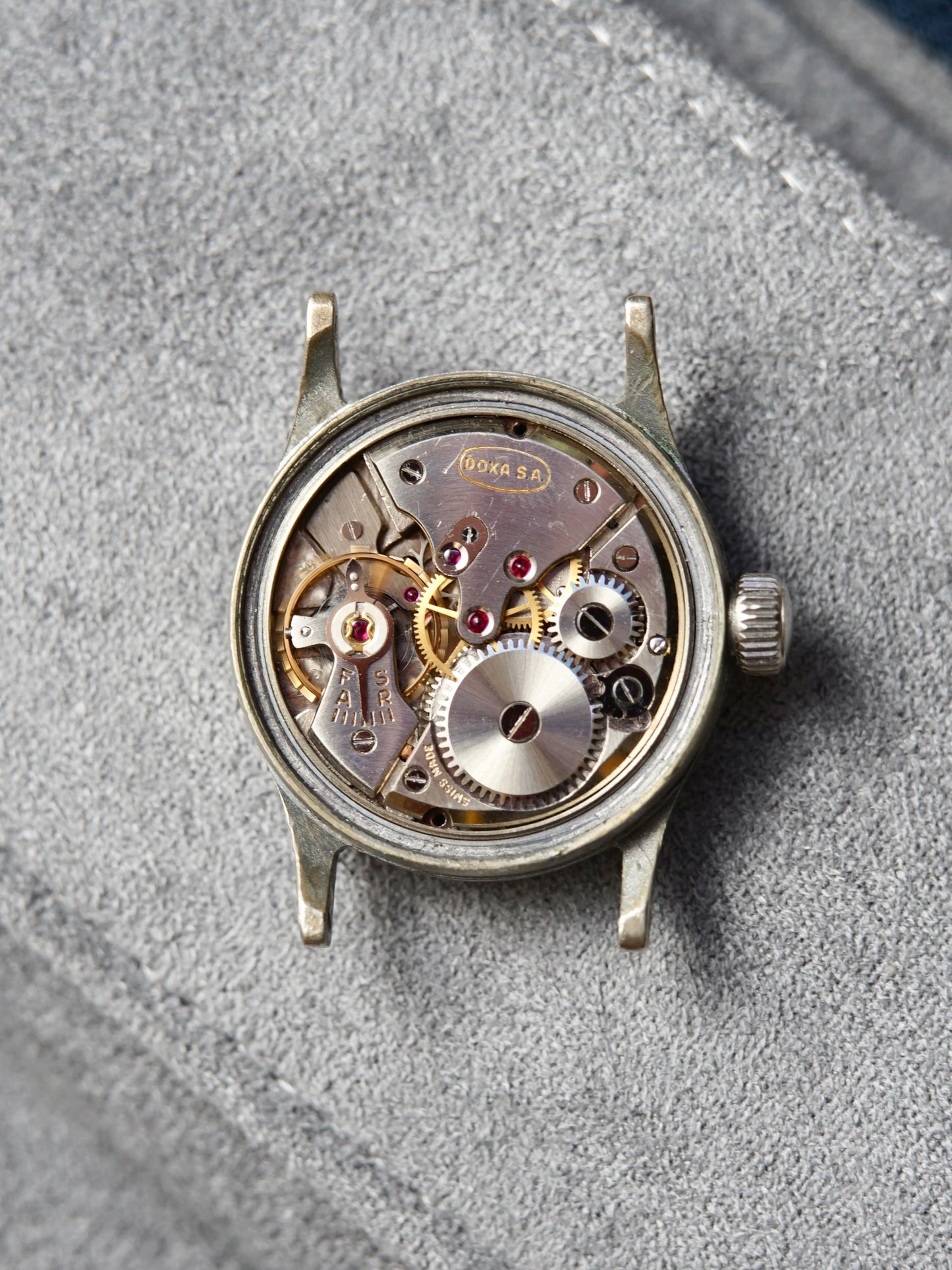 1940s Doxa 565 Gilt Dial | FB François Borgel case