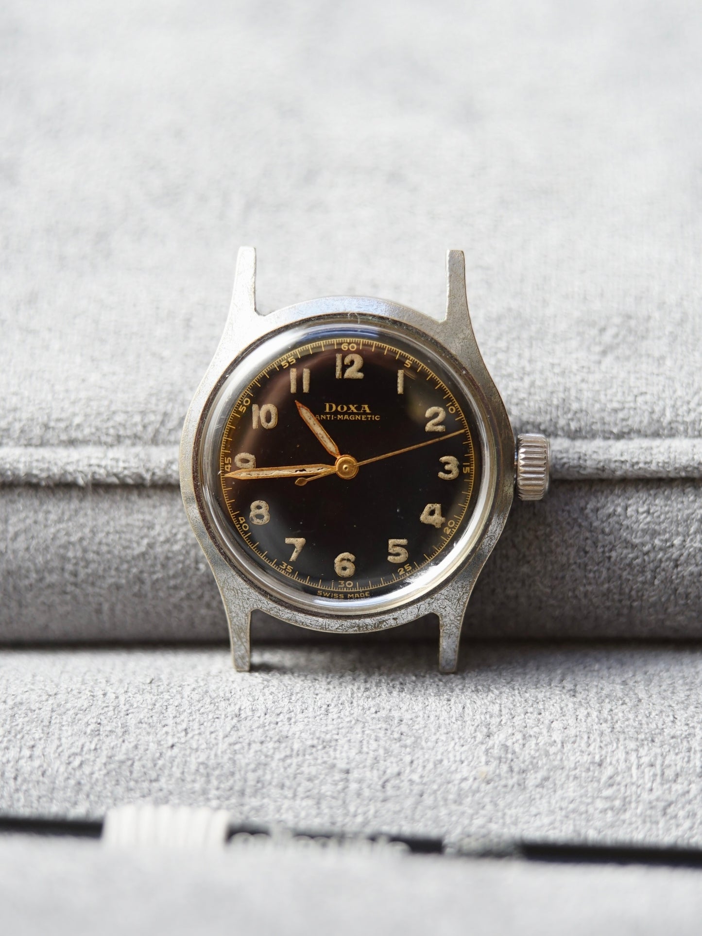 1940s Doxa 565 Gilt Dial | FB François Borgel case