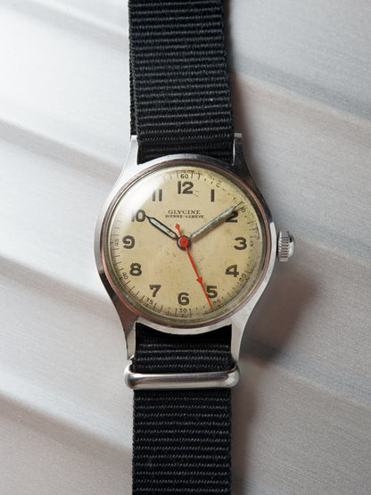 1940s Glycine Bienne-Geneve Field Watch | Cal. 72, 565-style case