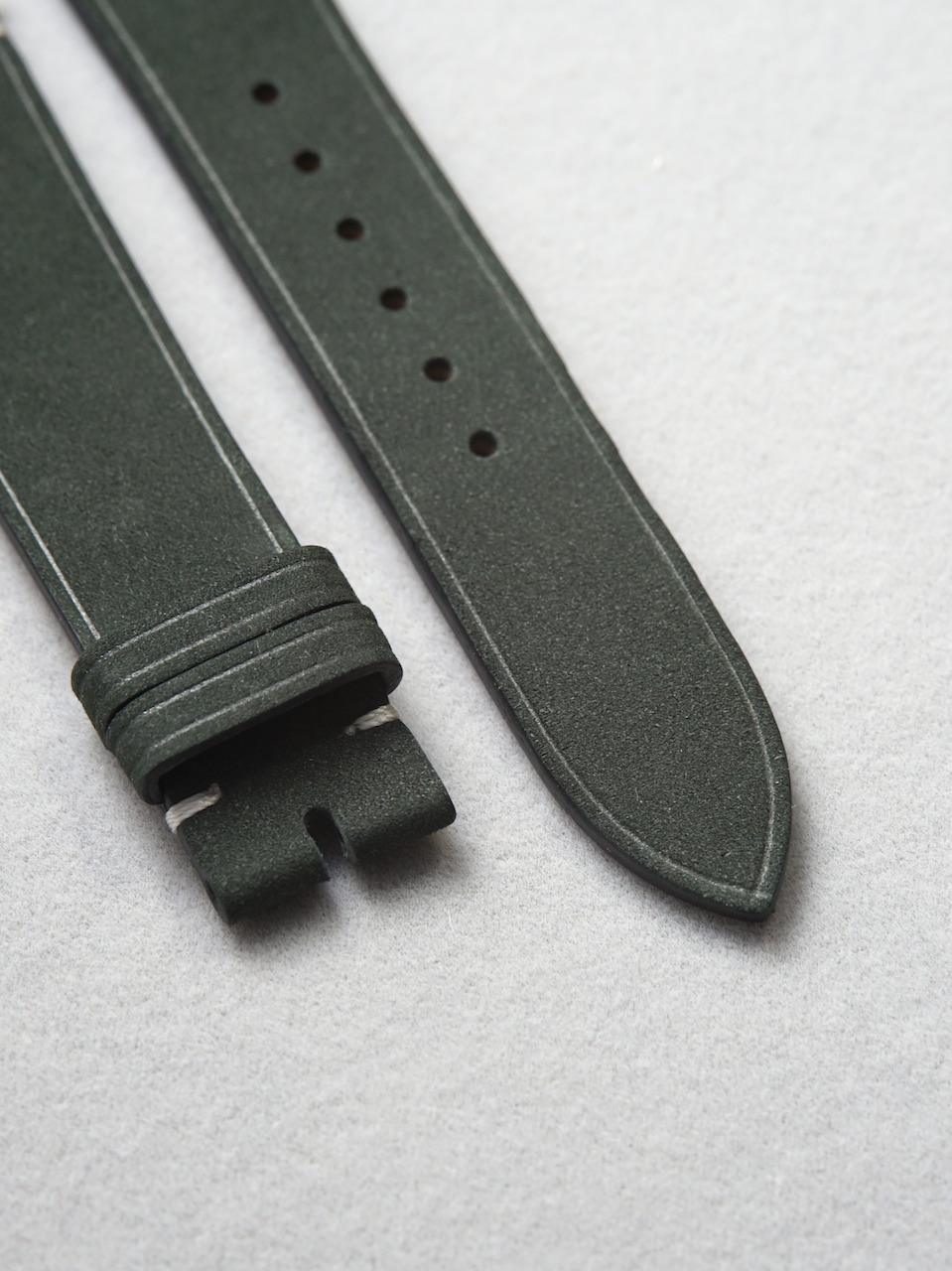 Two-Stitch Nubuck / Black / White Stitching