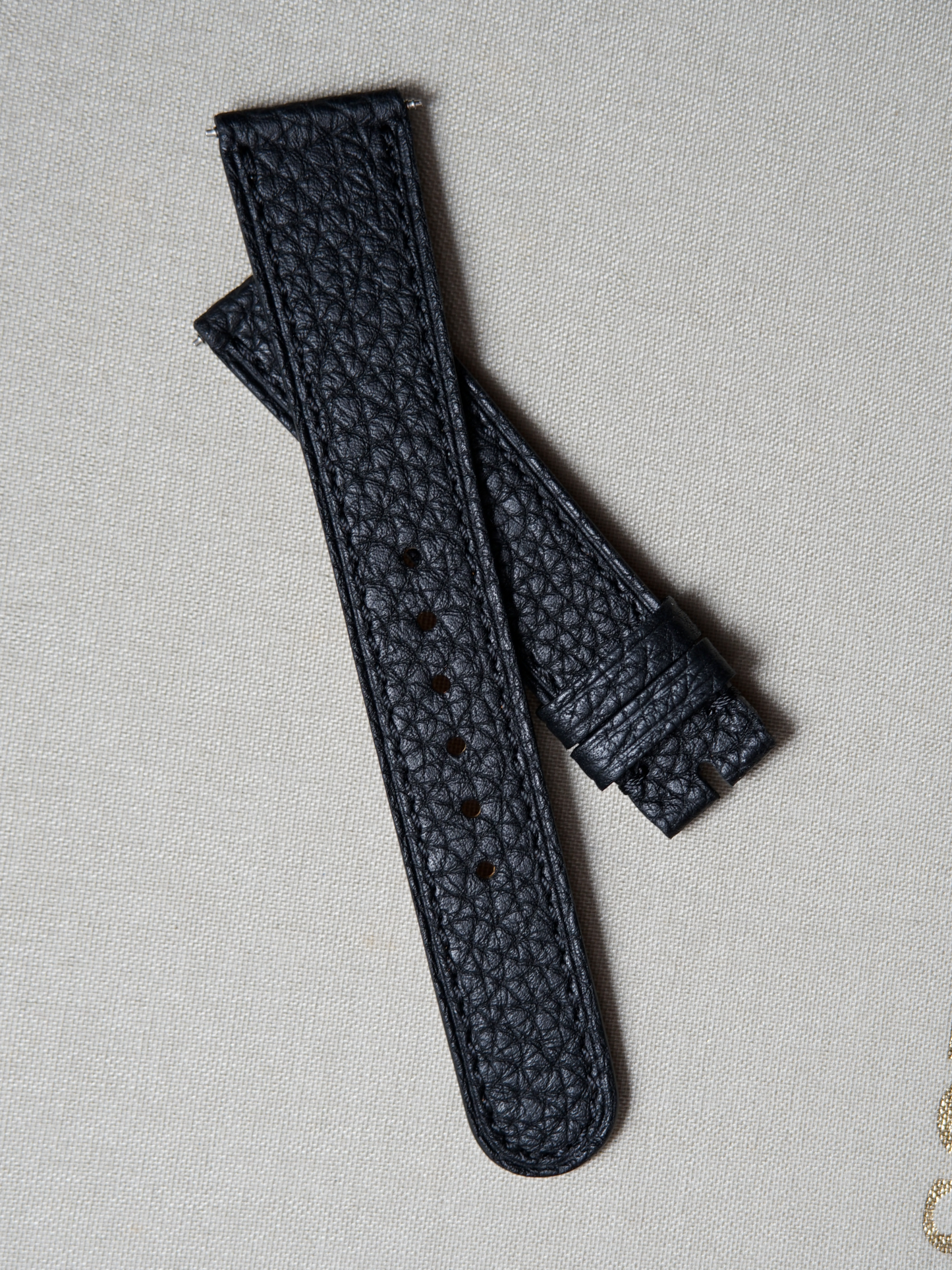 Togo / Raven Black / Round Tip