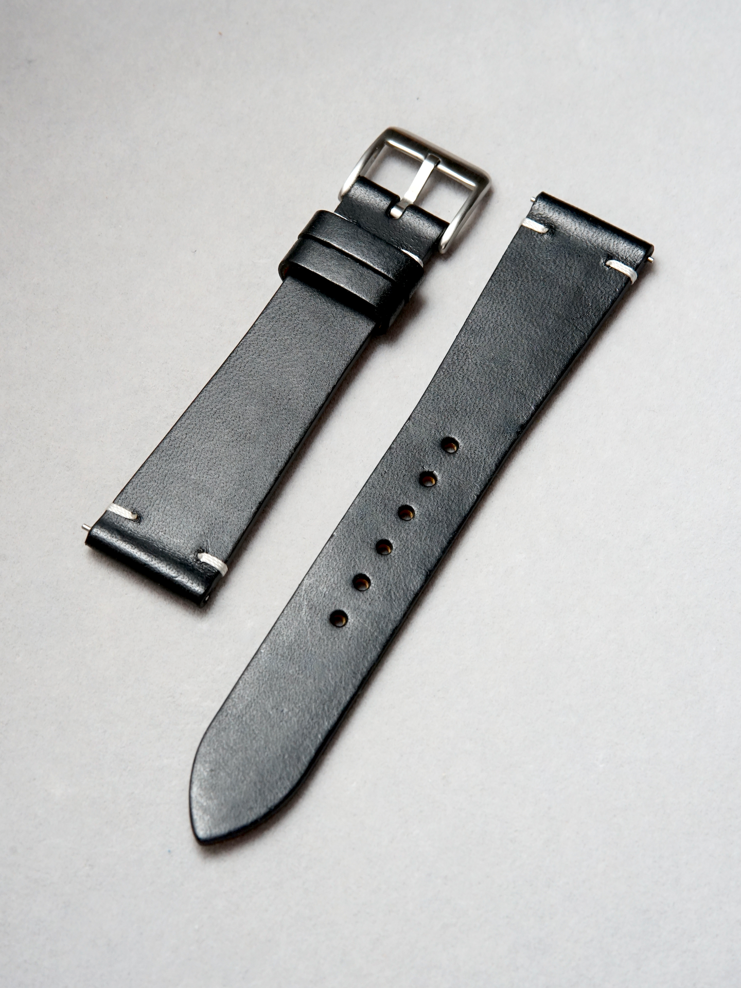 Two-Stitch Buttero / Obsidian Black / White Stitching