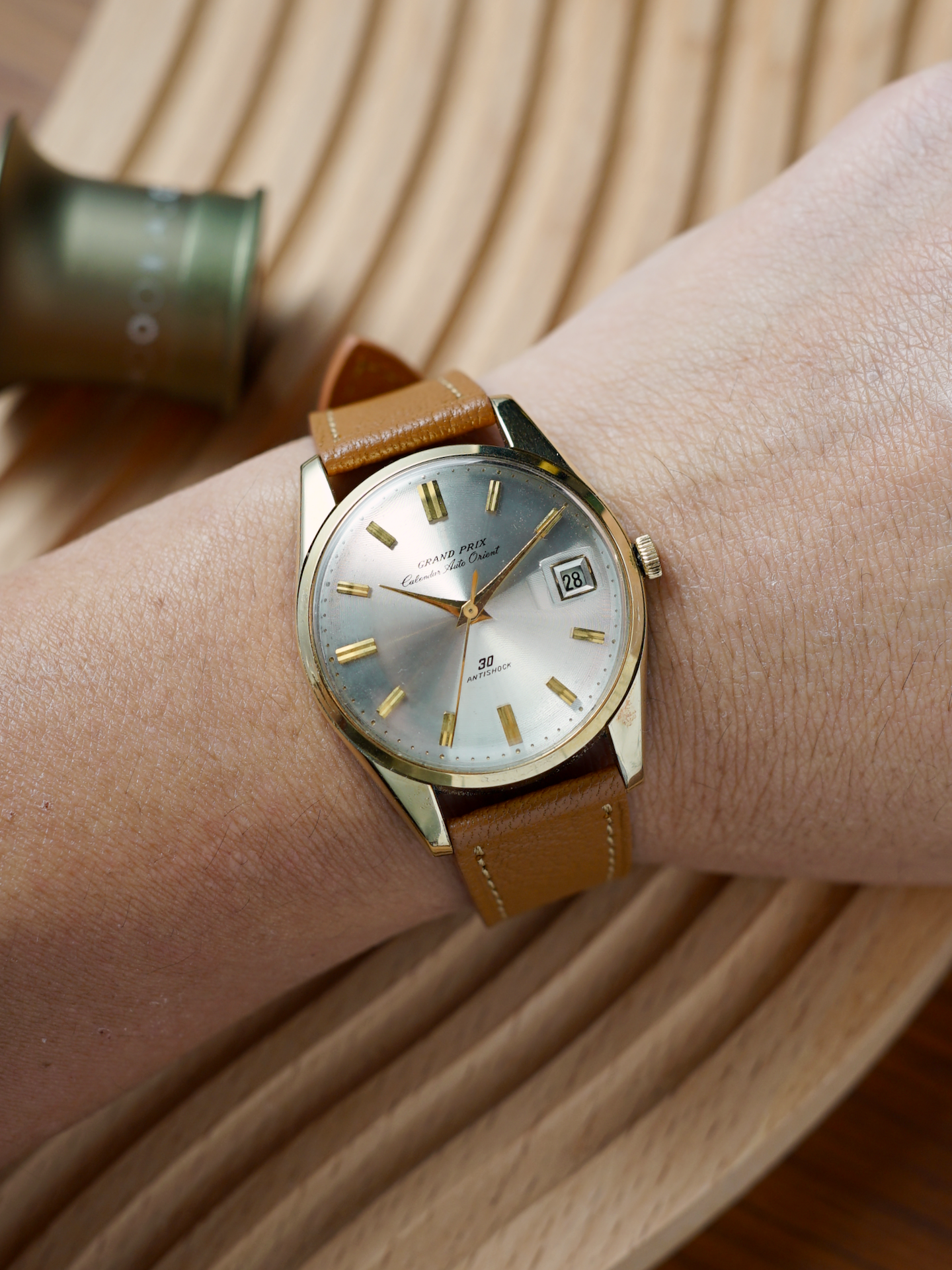 1960s Orient Grand Prix Calendar Auto | LCW Automatic Movement