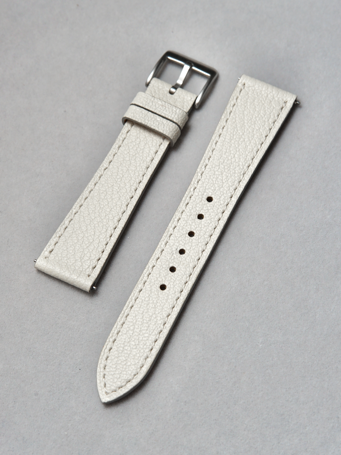 Alran / Cream White