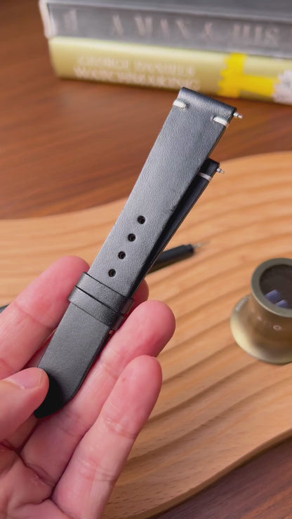 Two-Stitch Buttero / Obsidian Black / White Stitching