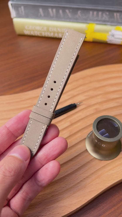 Nubuck / Granite Grey / White Stitching