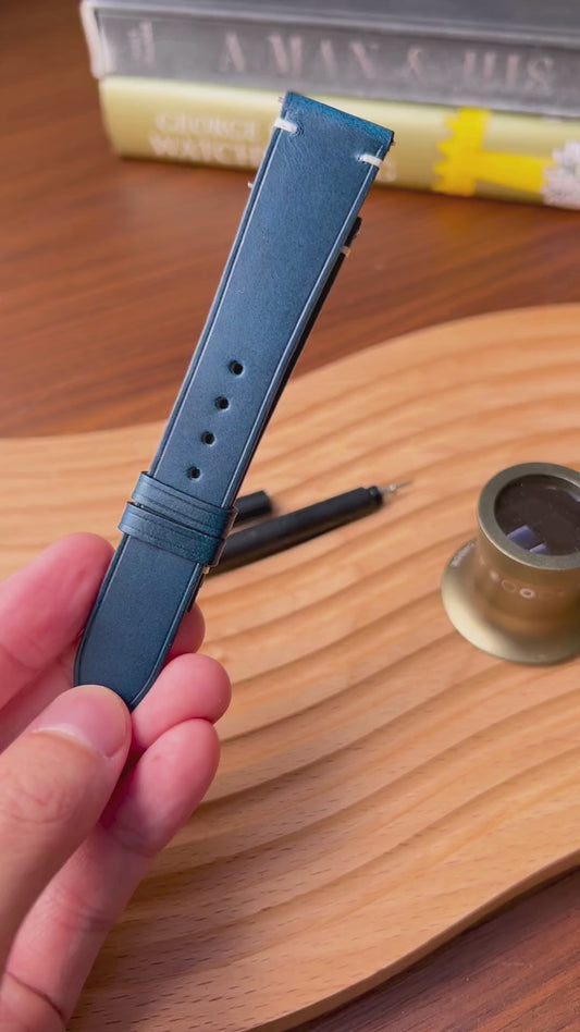 Two-Stitch Buttero / Navy Blue / White Stitching / Edge Crease