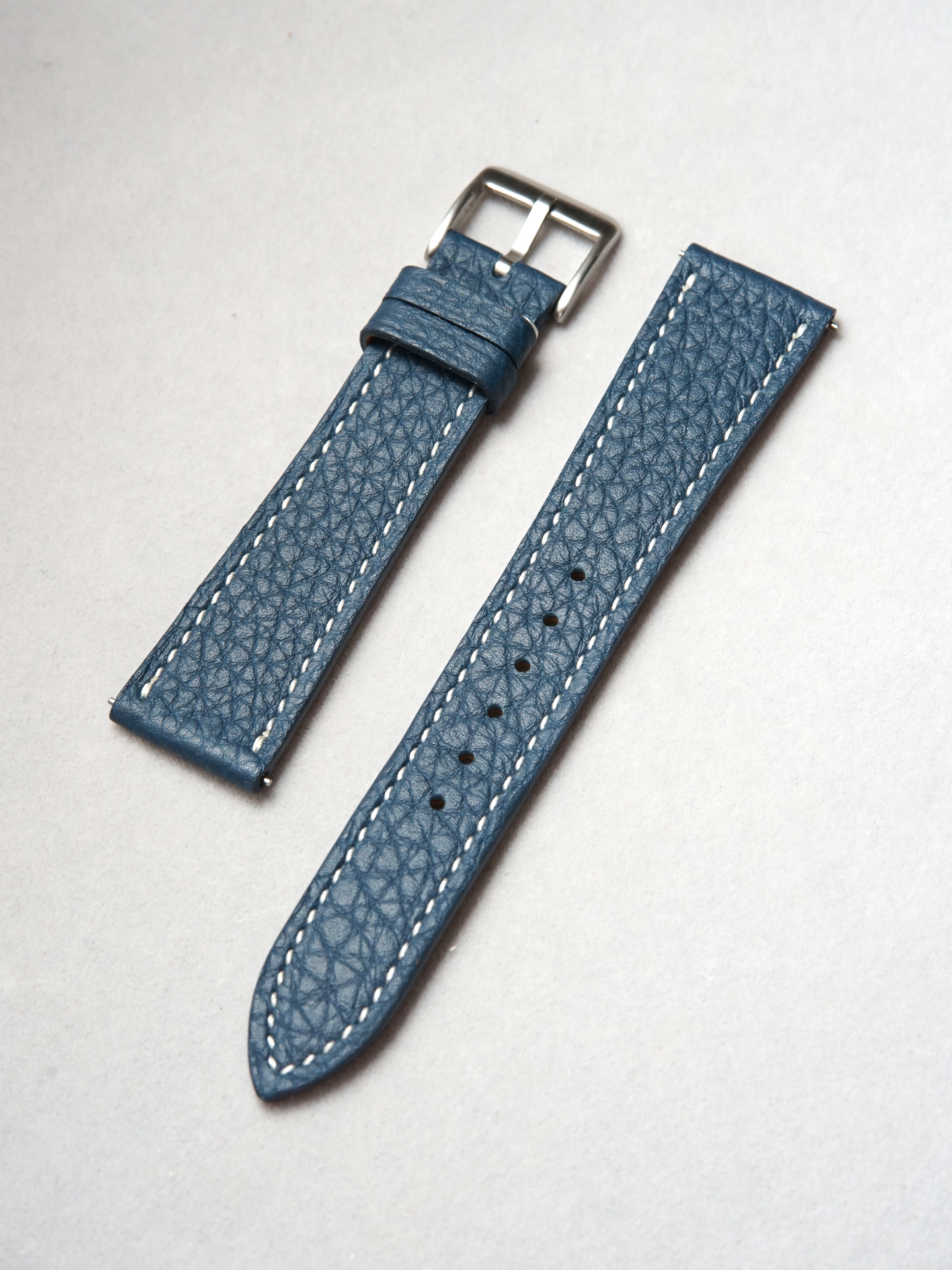 Togo / Navy Blue